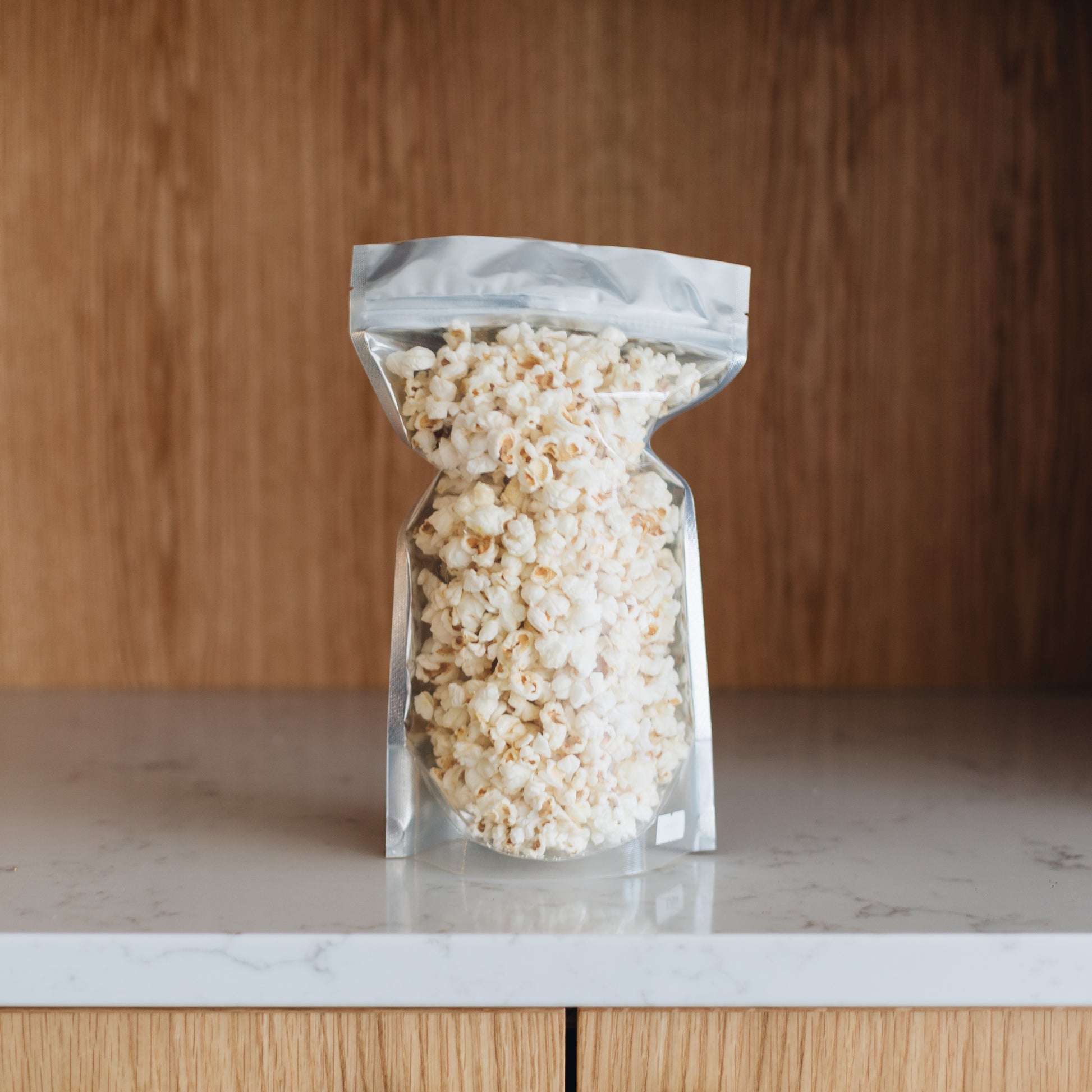 Salty, sweet, and the perfect crunch. Popnotch Goods Kettle Corn is an instant classic. Try this simple yet delicious treat. Order now online or stop in Popnotch Goods to get yourself a bag! Featured is our Large Bag (3.5oz).